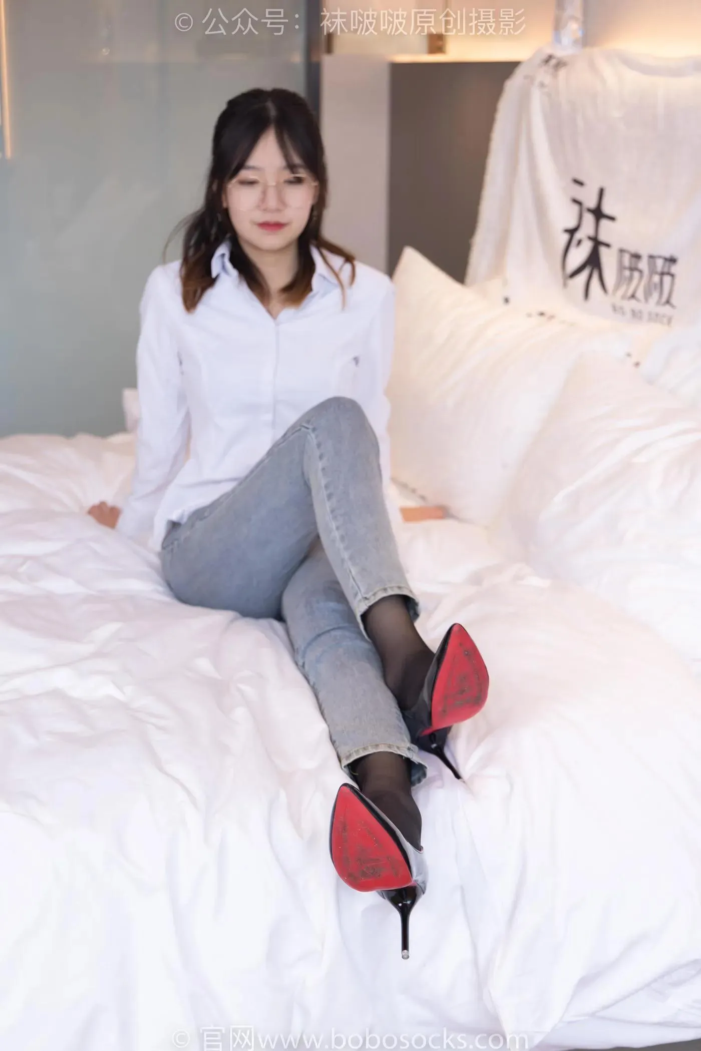[BoBoSocks袜啵啵]NO.181 小甜豆-高跟鞋、黑丝、裤里丝 [134P]插图3
